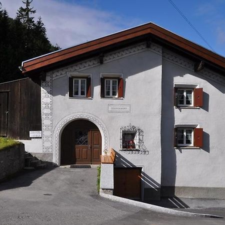 Guardamunt Vila Scuol Exterior foto